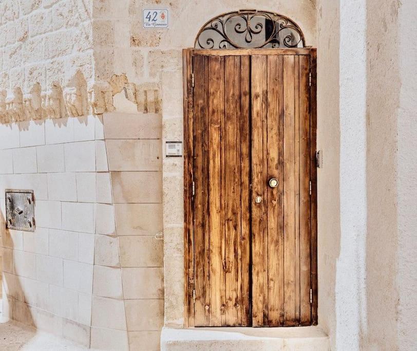 Torre Dalu' - A Due Passi Dalla Spiaggia Di Porta Vecchia, Con Terrazzo Privato E Netflix مونوبولي المظهر الخارجي الصورة